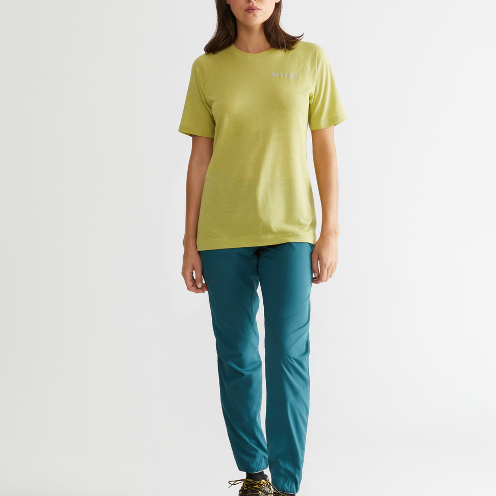 Image 3 for product Groa SS Tee Women's