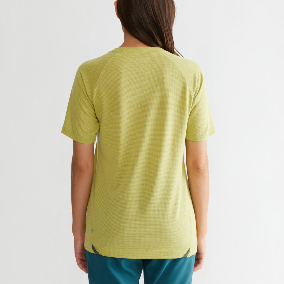 Image 5 for product Groa SS Tee Women's