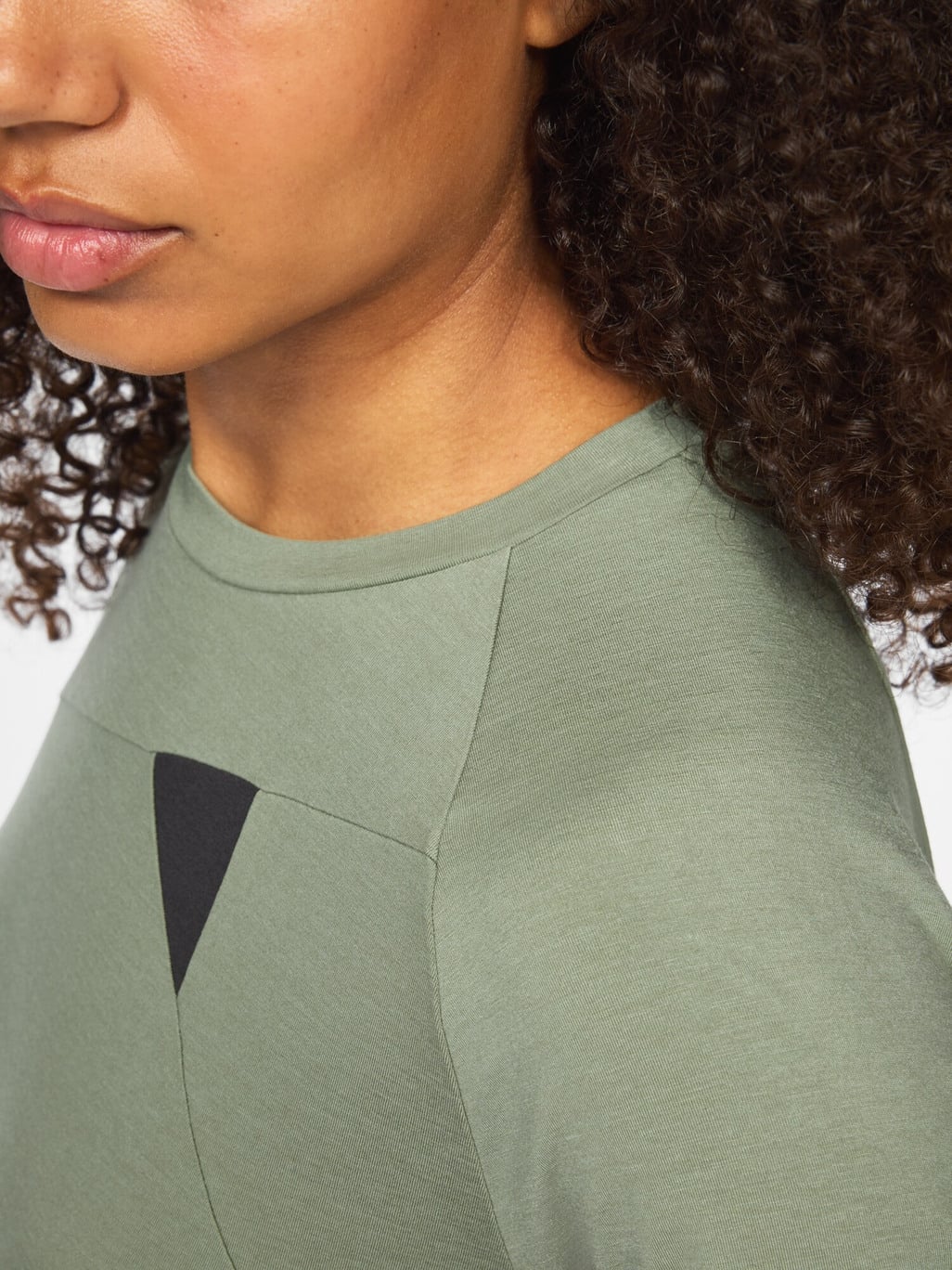 Image 6 for product Fafne SS Tee Women's