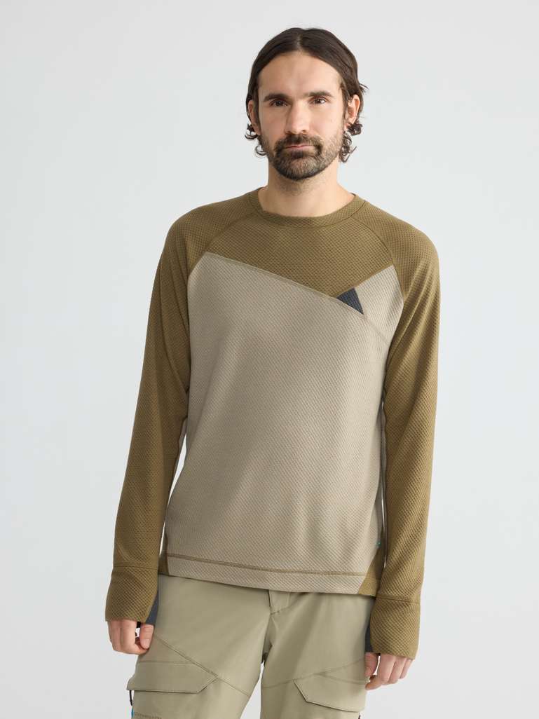 Huge Crew Men's image 1