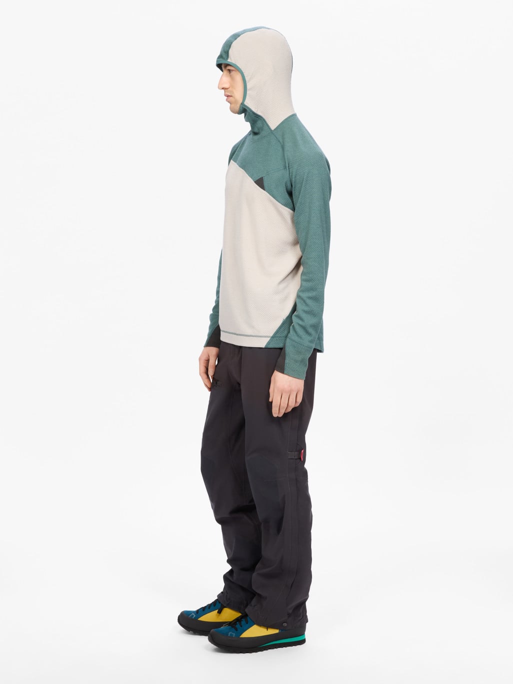 Image 3 for product Huge Hoodie Herren