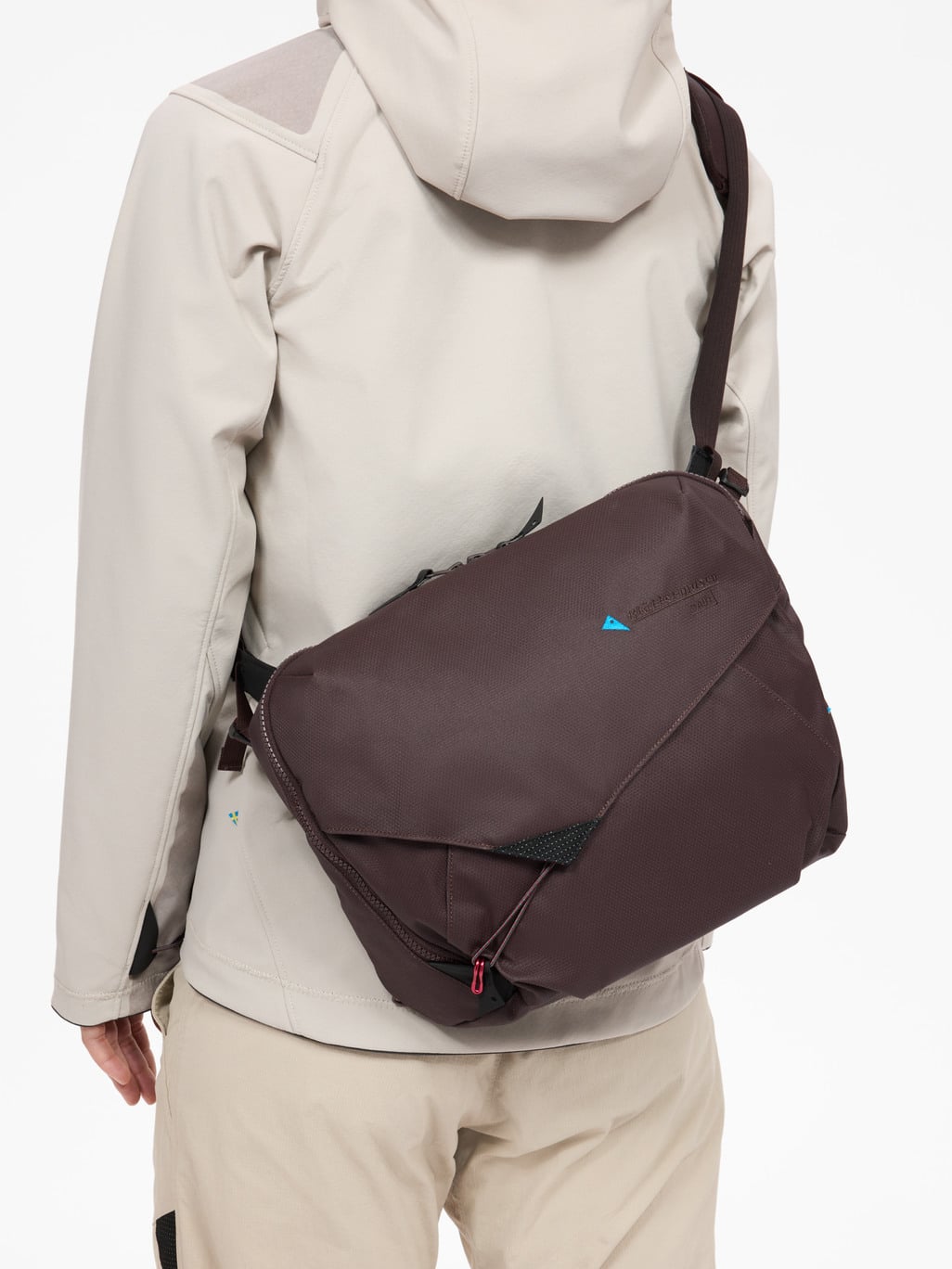 Image 7 for product Gaut Messenger Bag