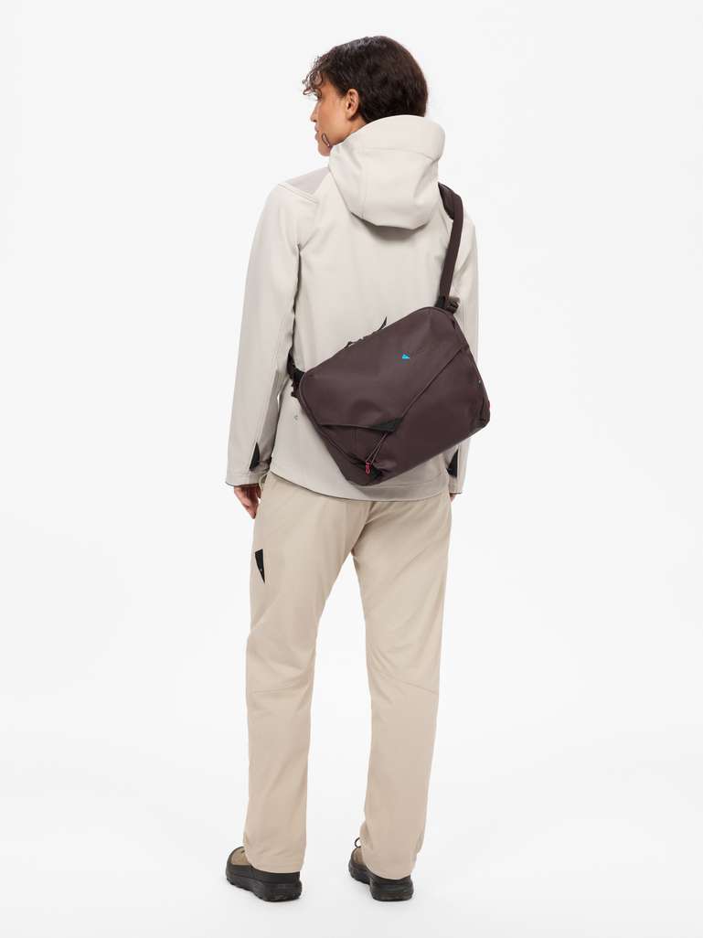 Gaut Messenger Bag image 4