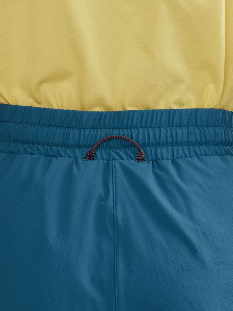 Laufey Shorts Women's