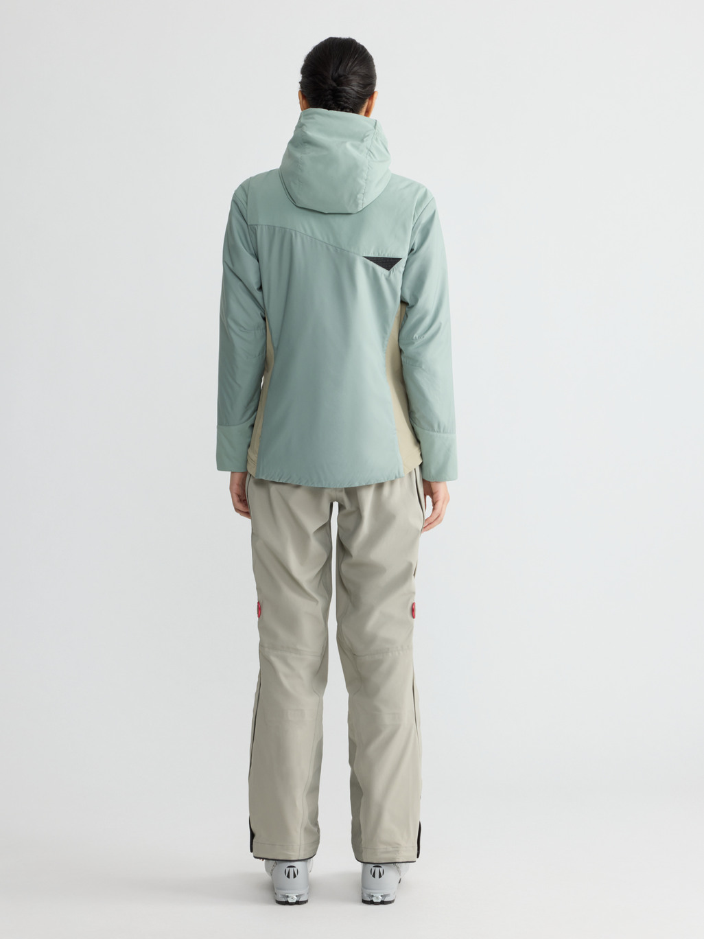 Image 4 for product Urd Light Stretch Hood Jacket Women's