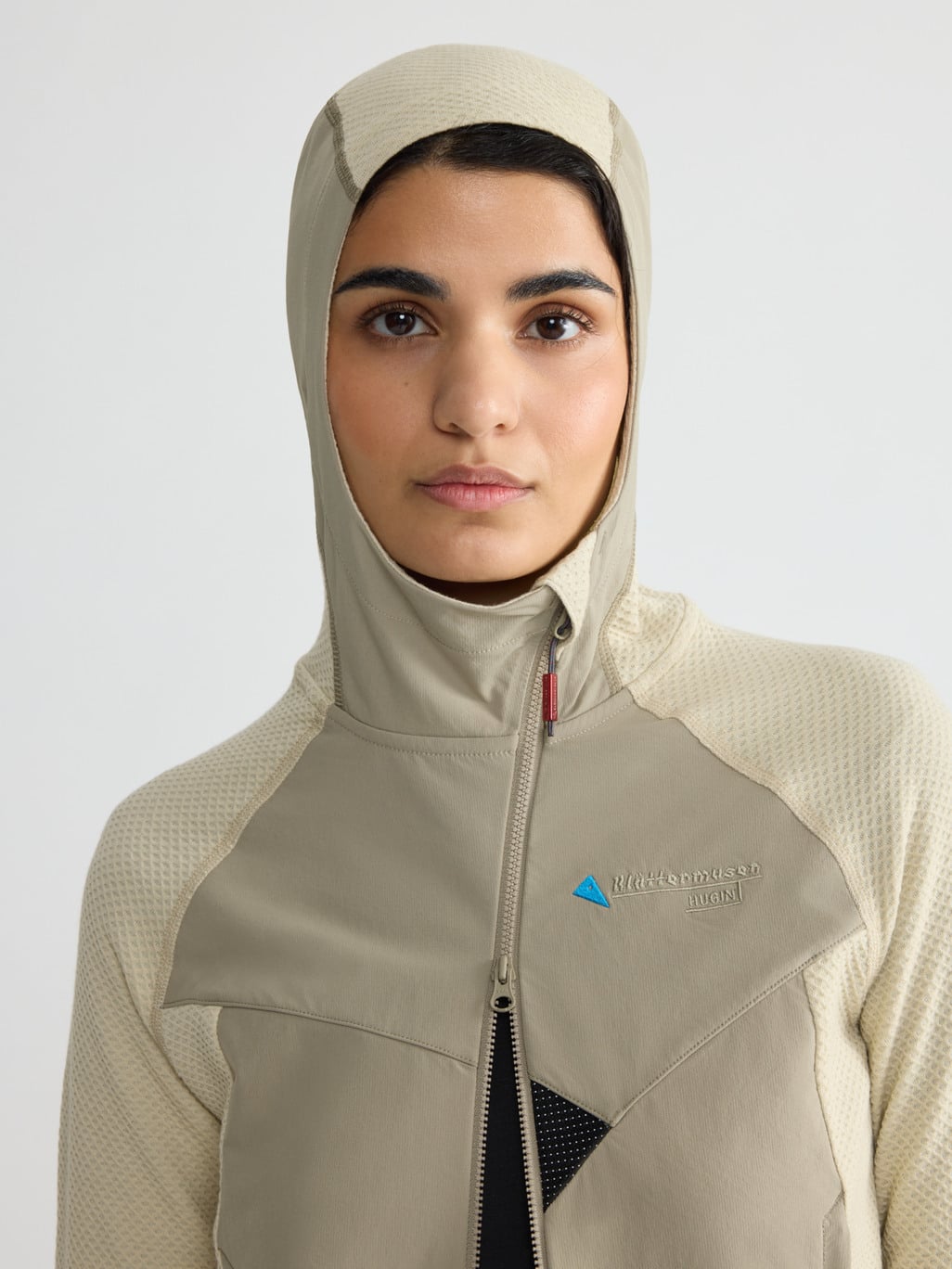Image 5 for product Hugin Zip Hoodie Women's